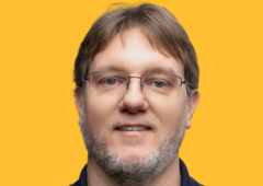 Head shot of Daniel