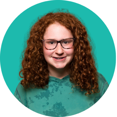 Headshot of Youth Leader, Liat Lieberman with a teal background